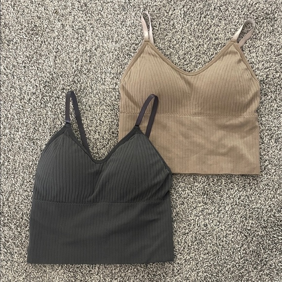 SHEIN Tanks - Picture 1 of 3